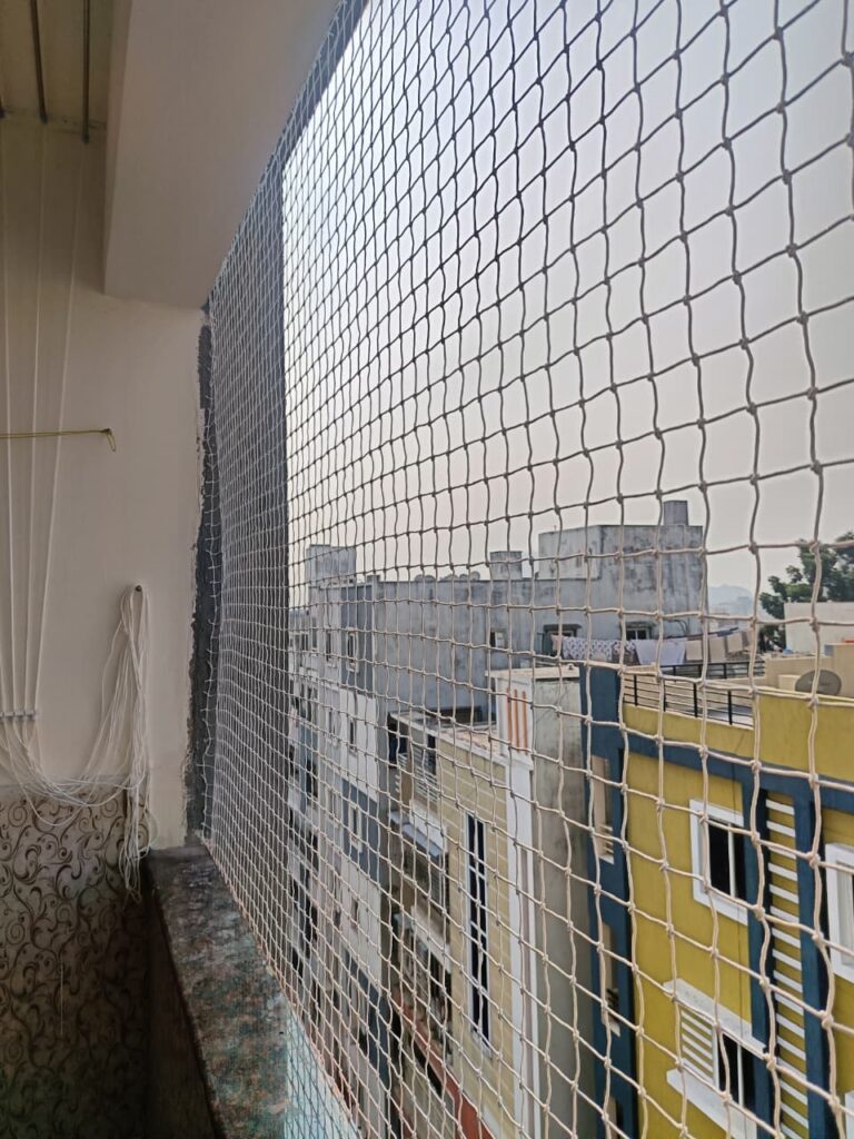 balcony child protection net for apartment homes